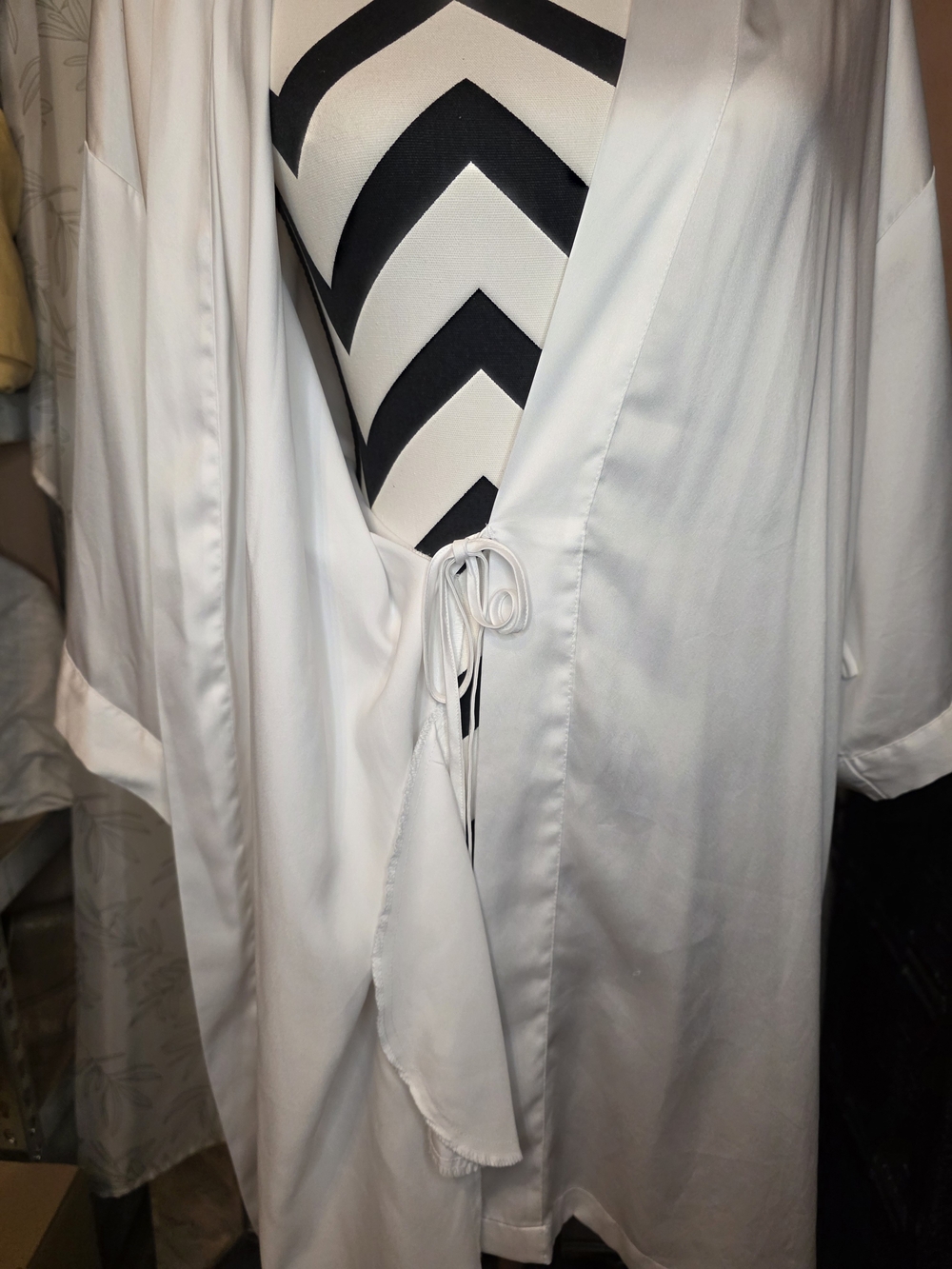 Victoria's Secret White Satin Bride Robe with Rhinestone Script - Picture 6 of 12
